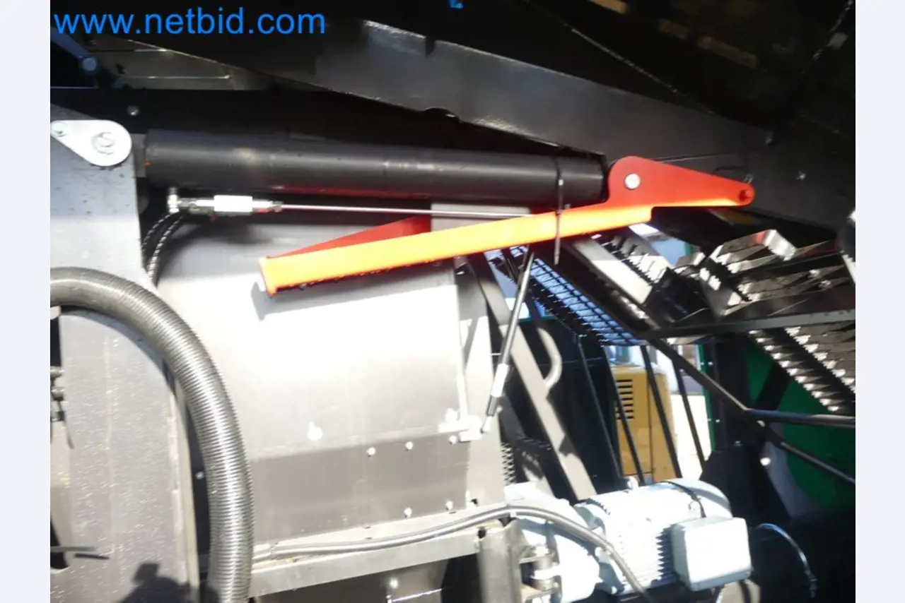 Kompaktní teleskopický překopávač MERLO TF35.7-115 a kompostovací/separační systém Compostdetective CD 3012-80