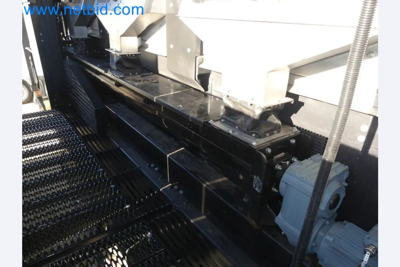 Kompaktní teleskopický překopávač MERLO TF35.7-115 a kompostovací/separační systém Compostdetective CD 3012-81