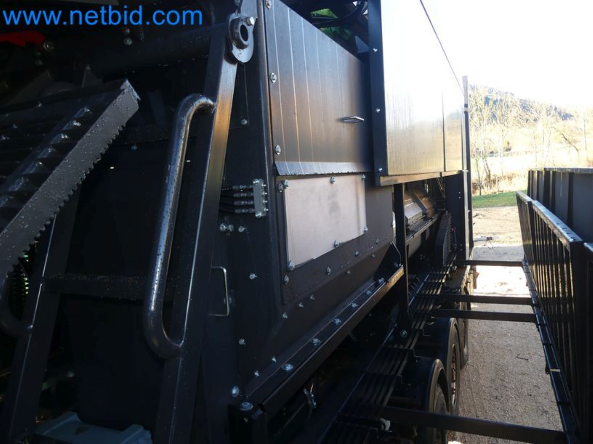 Kompakter Teleskoplader MERLO TF35.7-115 und Kompostier-/Trennanlagensystem Compostdetective CD 3012-85