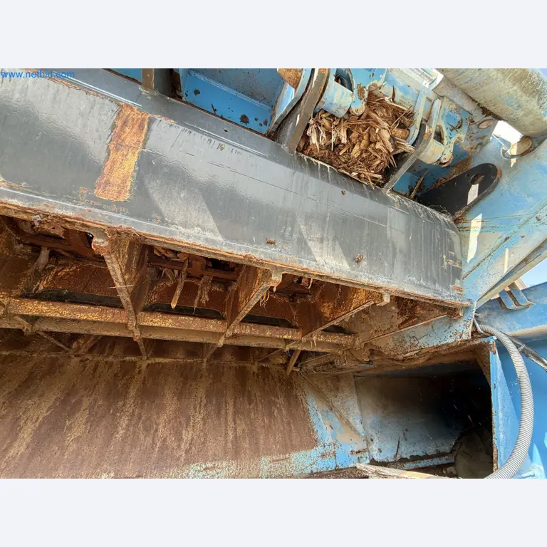 Wood and green waste shredder KOMPTECH Crambo 6200 E direct-10