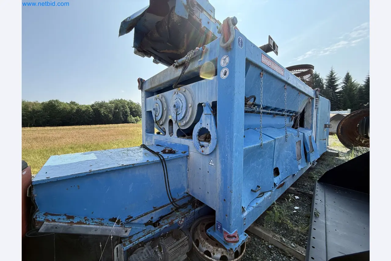 Wood and green waste shredder KOMPTECH Crambo 6200 E direct-12