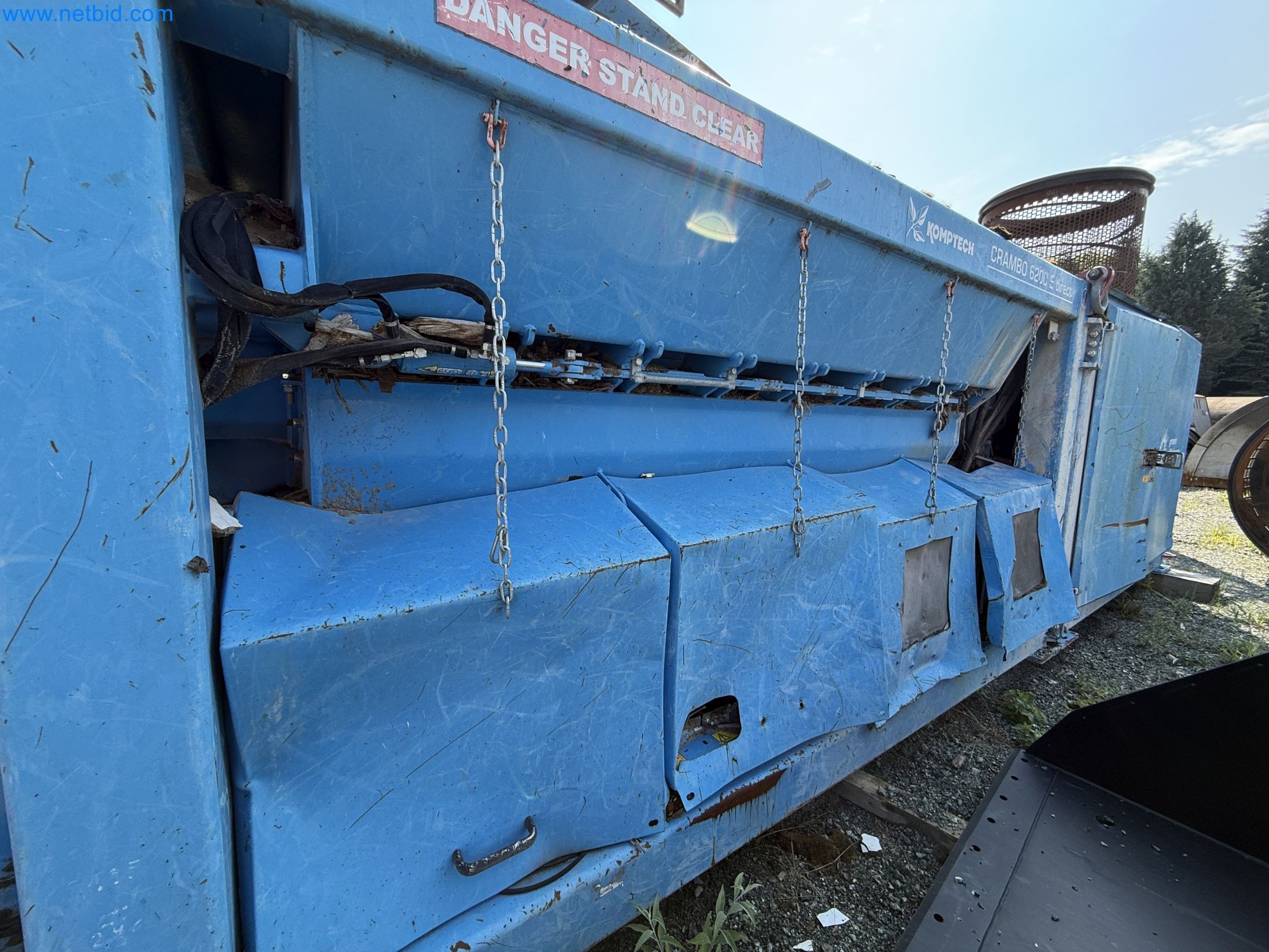 Wood and green waste shredder KOMPTECH Crambo 6200 E direct-14