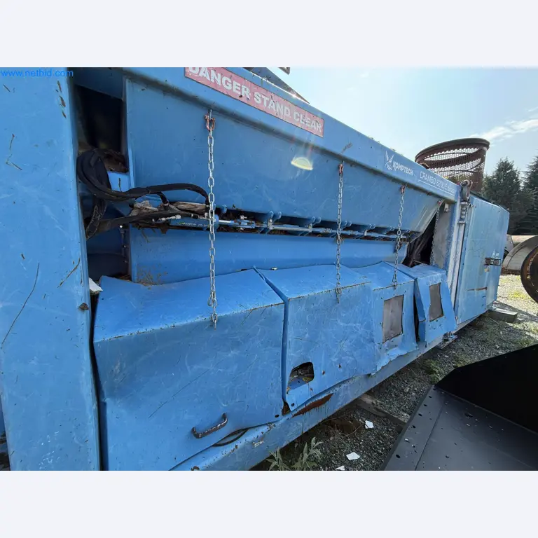 Wood and green waste shredder KOMPTECH Crambo 6200 E direct-14