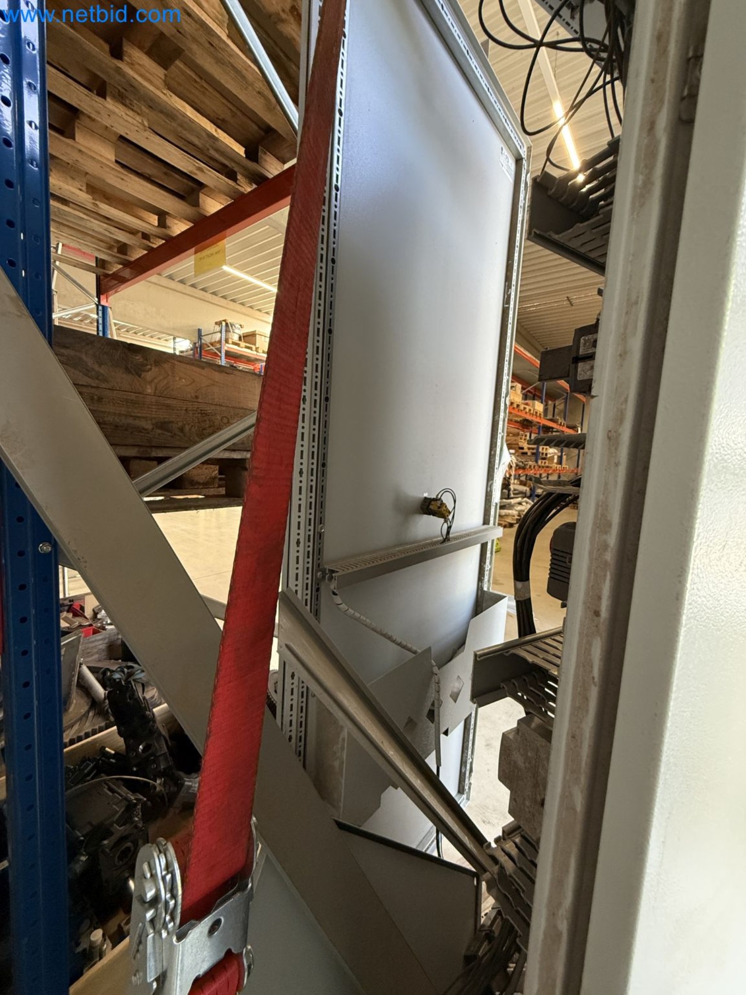 Wood and green waste shredder KOMPTECH Crambo 6200 E direct-31
