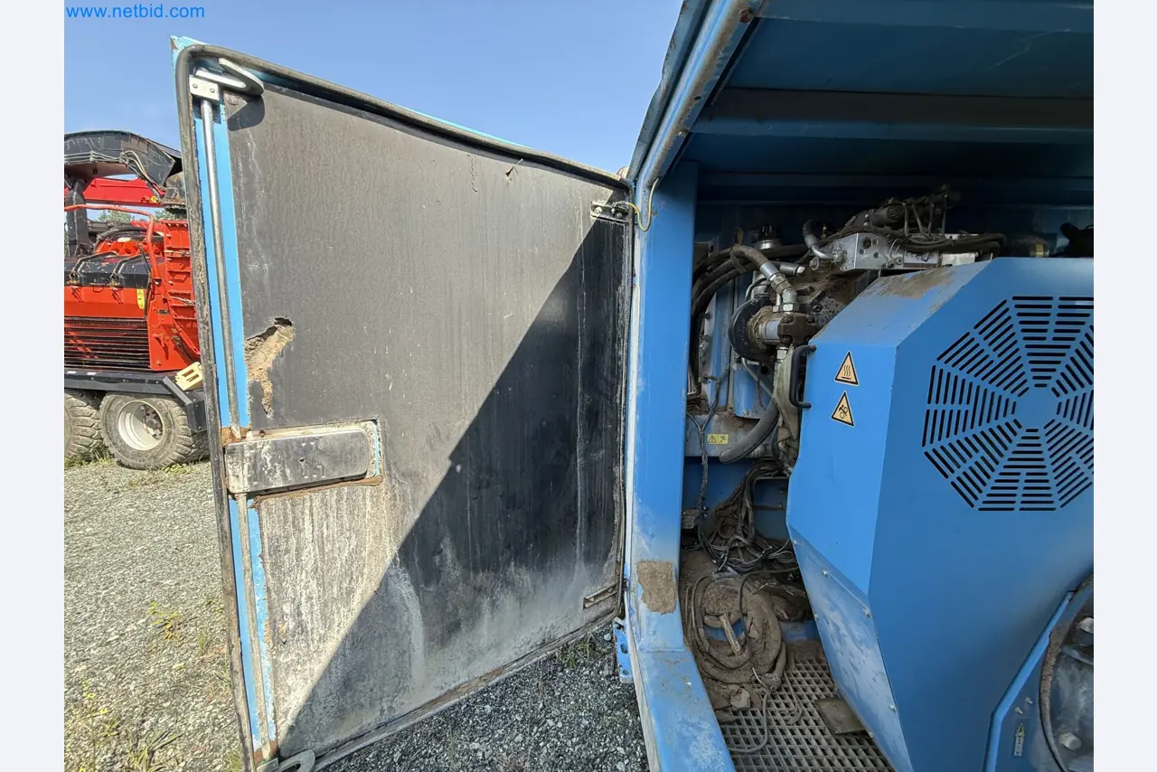Wood and green waste shredder KOMPTECH Crambo 6200 E direct-34
