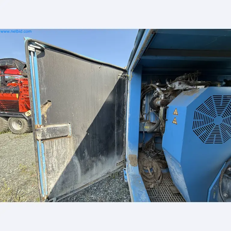 Wood and green waste shredder KOMPTECH Crambo 6200 E direct-34