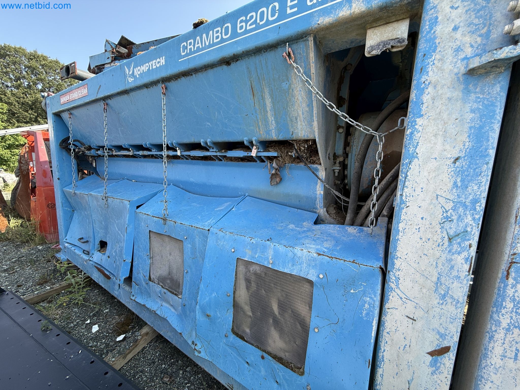 Wood and green waste shredder KOMPTECH Crambo 6200 E direct-36