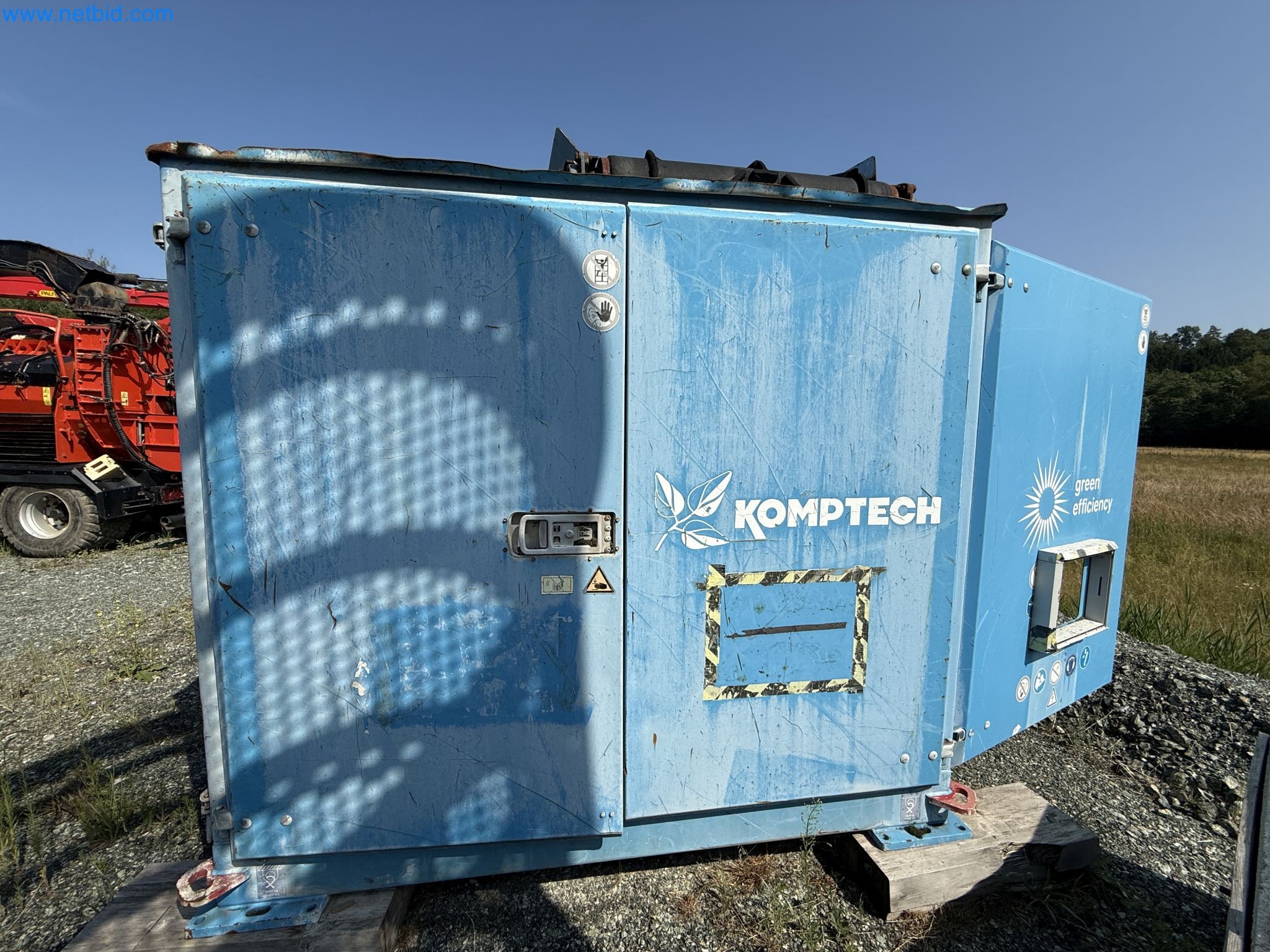Wood and green waste shredder KOMPTECH Crambo 6200 E direct-37