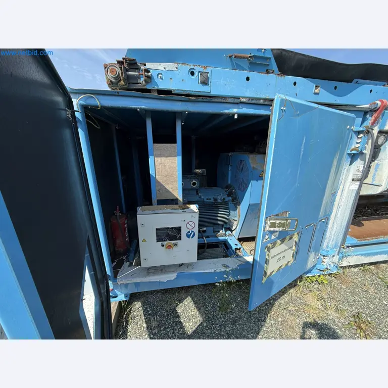 Wood and green waste shredder KOMPTECH Crambo 6200 E direct-38