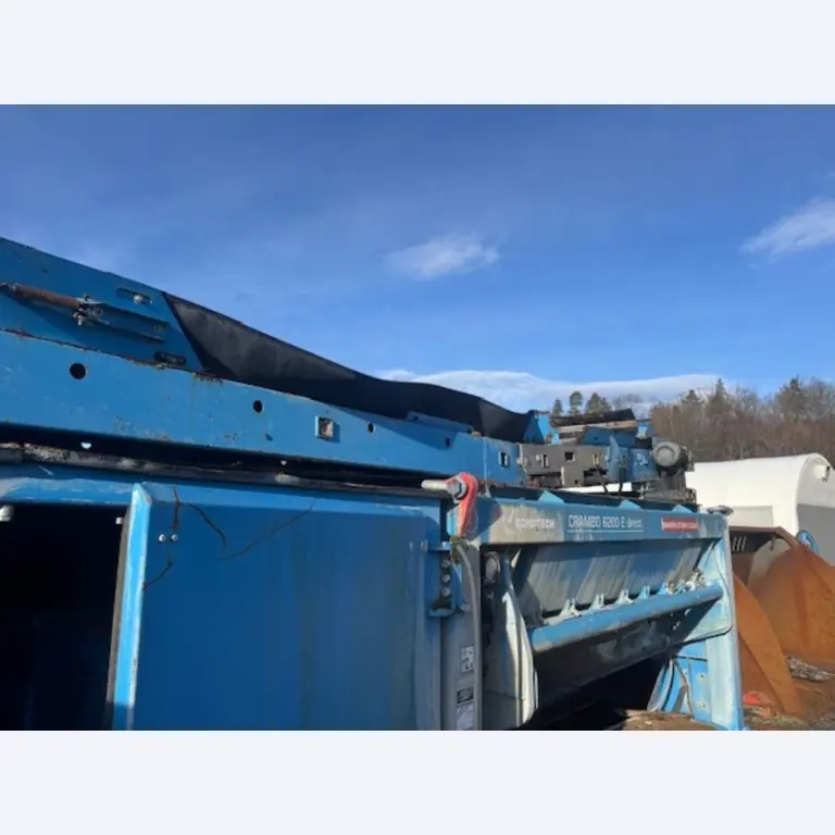 Trituradora de madera y residuos verdes KOMPTECH Crambo 6200 E direct-4