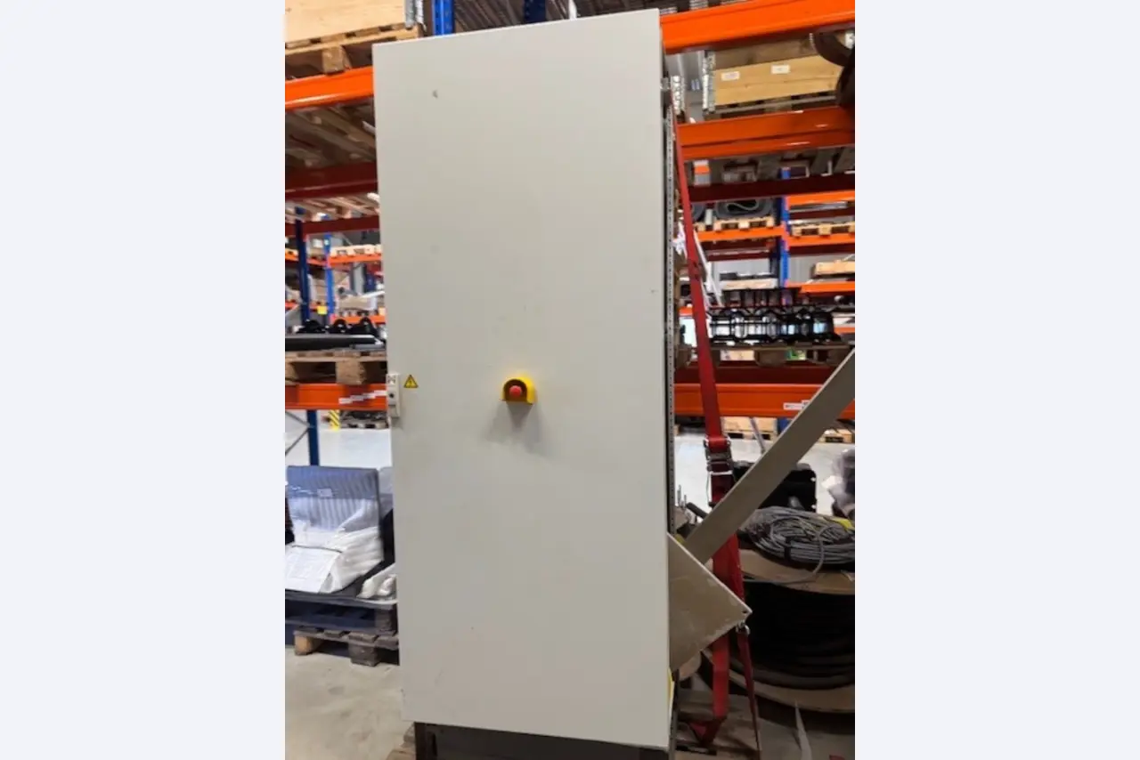 Trituradora de madera y residuos verdes KOMPTECH Crambo 6200 E direct-8