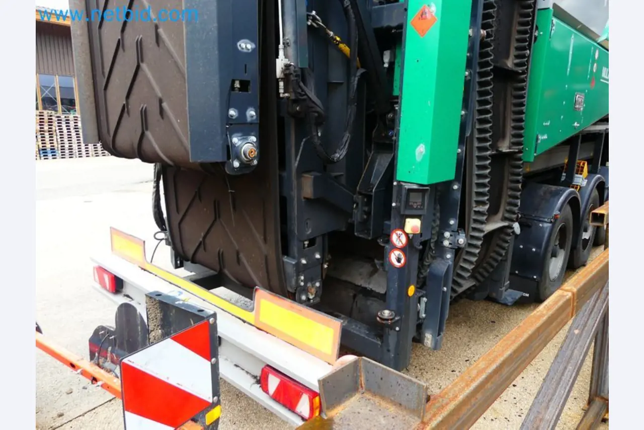 Fahrzeuge und Maschinen für die Bereiche Umwelttechnik, Recyclingwirtschaft, Holz, u.a.-10