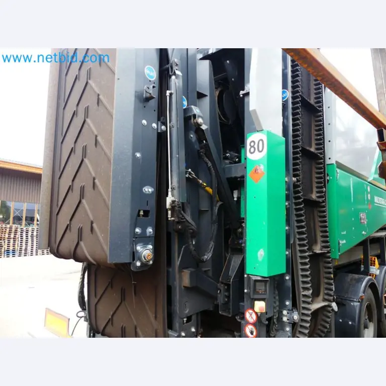 Fahrzeuge und Maschinen für die Bereiche Umwelttechnik, Recyclingwirtschaft, Holz, u.a.-11