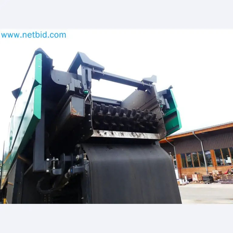 Fahrzeuge und Maschinen für die Bereiche Umwelttechnik, Recyclingwirtschaft, Holz, u.a.-21