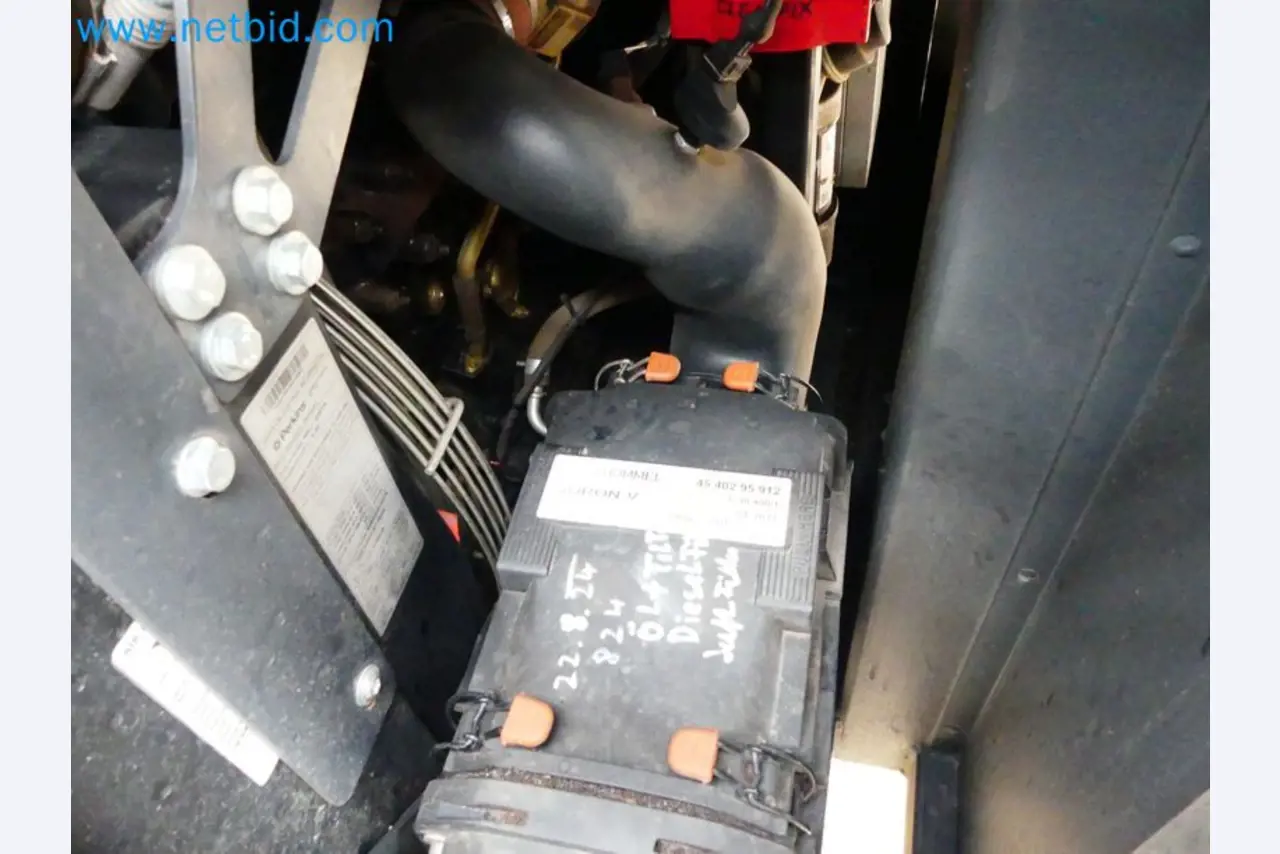 Fahrzeuge und Maschinen für die Bereiche Umwelttechnik, Recyclingwirtschaft, Holz, u.a.-38