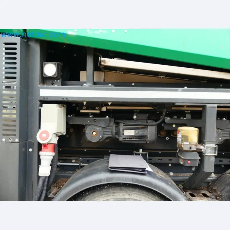 Fahrzeuge und Maschinen für die Bereiche Umwelttechnik, Recyclingwirtschaft, Holz, u.a.-52