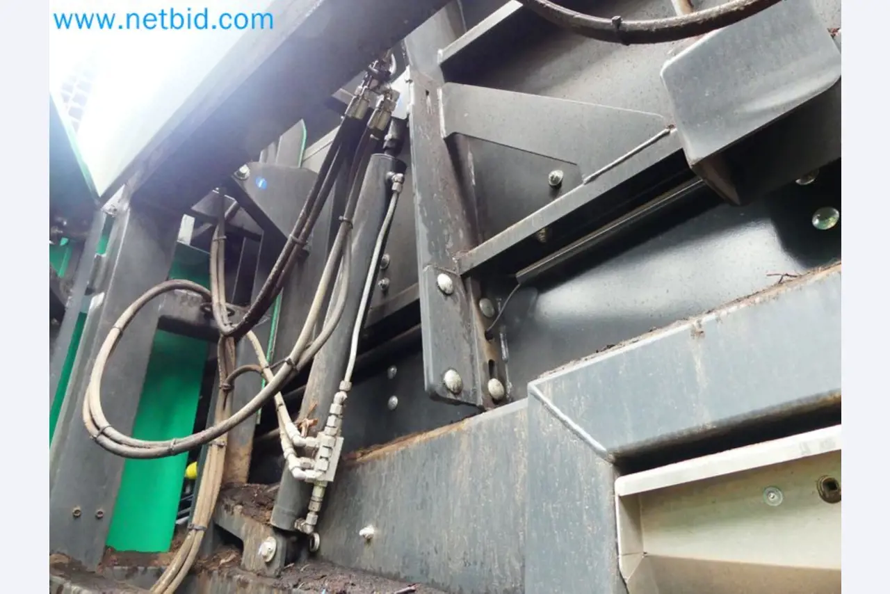 Fahrzeuge und Maschinen für die Bereiche Umwelttechnik, Recyclingwirtschaft, Holz, u.a.-68