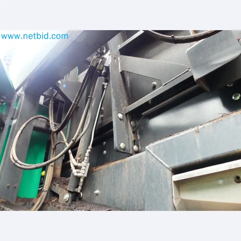 Fahrzeuge und Maschinen für die Bereiche Umwelttechnik, Recyclingwirtschaft, Holz, u.a.-68