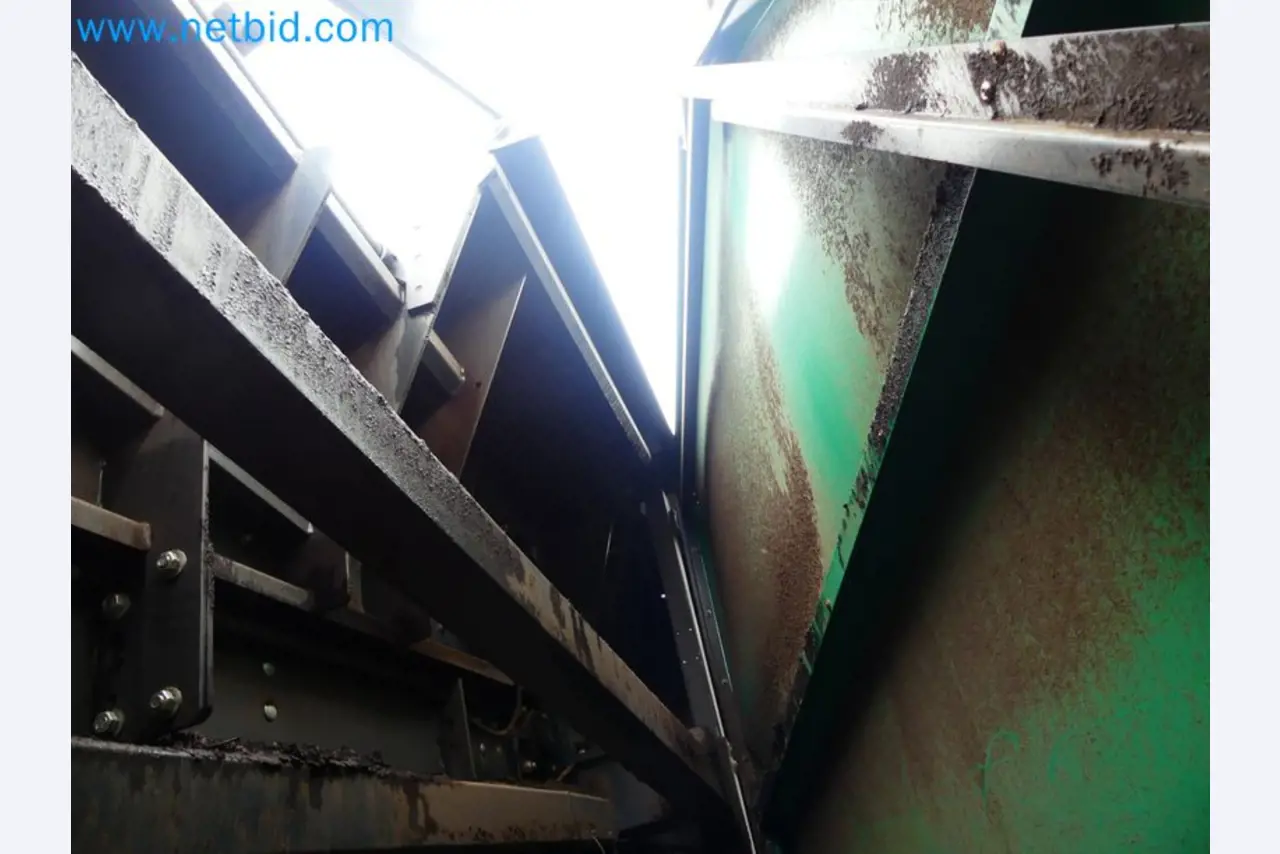 Fahrzeuge und Maschinen für die Bereiche Umwelttechnik, Recyclingwirtschaft, Holz, u.a.-70