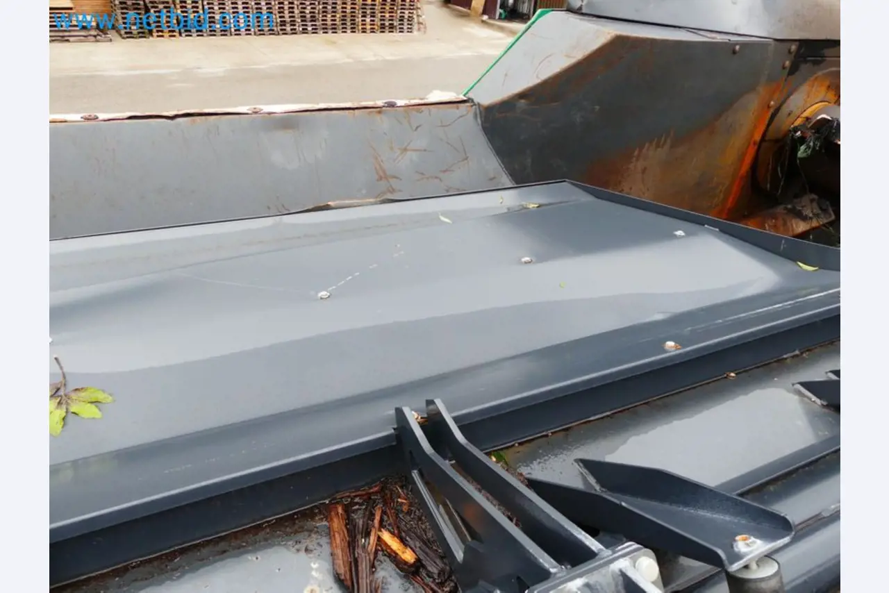 Fahrzeuge und Maschinen für die Bereiche Umwelttechnik, Recyclingwirtschaft, Holz, u.a.-72