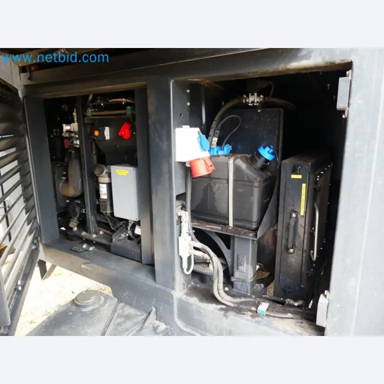 Fahrzeuge und Maschinen für die Bereiche Umwelttechnik, Recyclingwirtschaft, Holz, u.a.-81