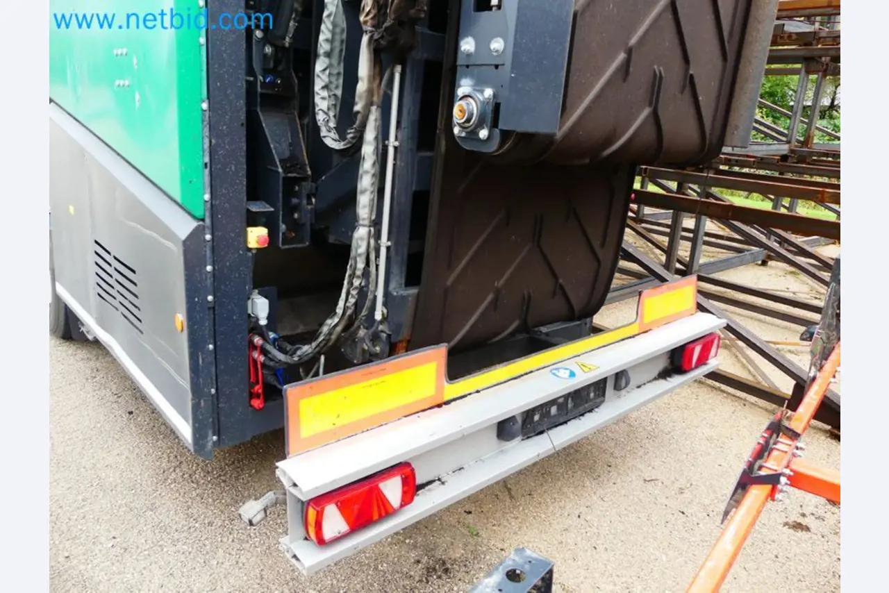 Fahrzeuge und Maschinen für die Bereiche Umwelttechnik, Recyclingwirtschaft, Holz, u.a.-8