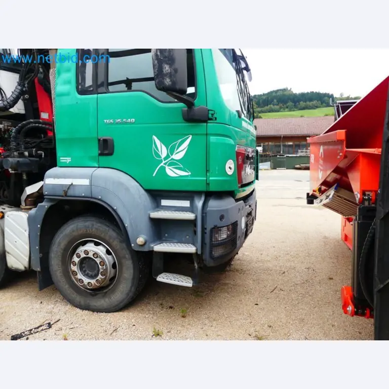 Fahrzeuge und Maschinen für die Bereiche Umwelttechnik, Recyclingwirtschaft, Holz, u.a.-24