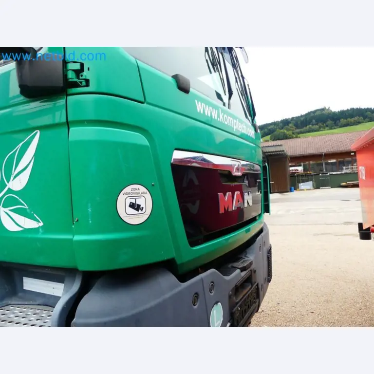 Fahrzeuge und Maschinen für die Bereiche Umwelttechnik, Recyclingwirtschaft, Holz, u.a.-28