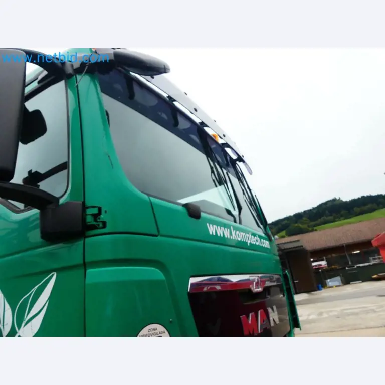 Fahrzeuge und Maschinen für die Bereiche Umwelttechnik, Recyclingwirtschaft, Holz, u.a.-29