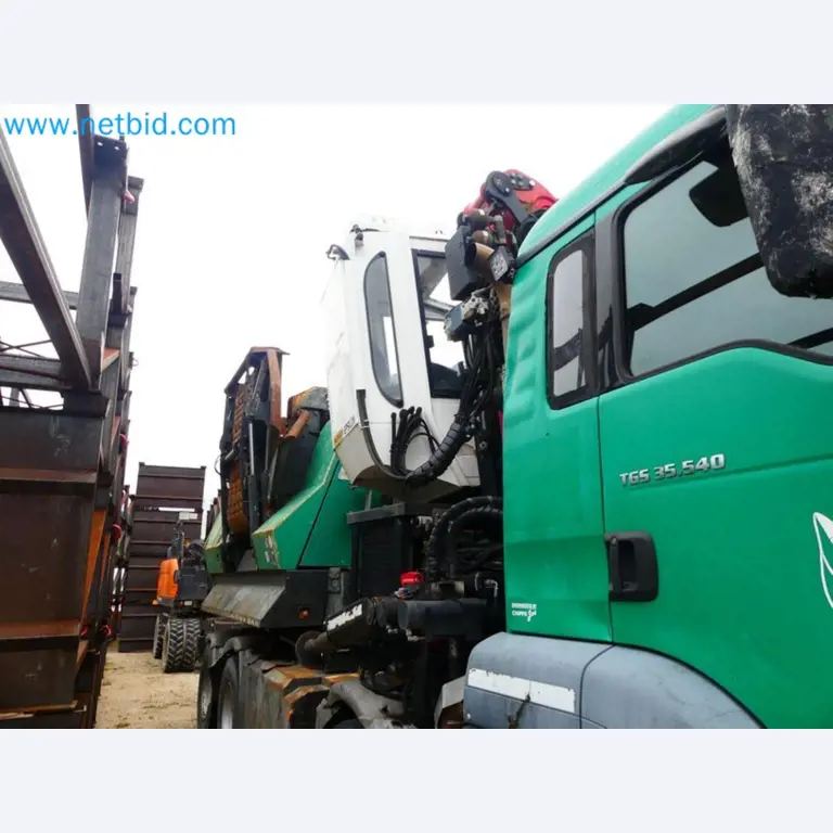 Fahrzeuge und Maschinen für die Bereiche Umwelttechnik, Recyclingwirtschaft, Holz, u.a.-32