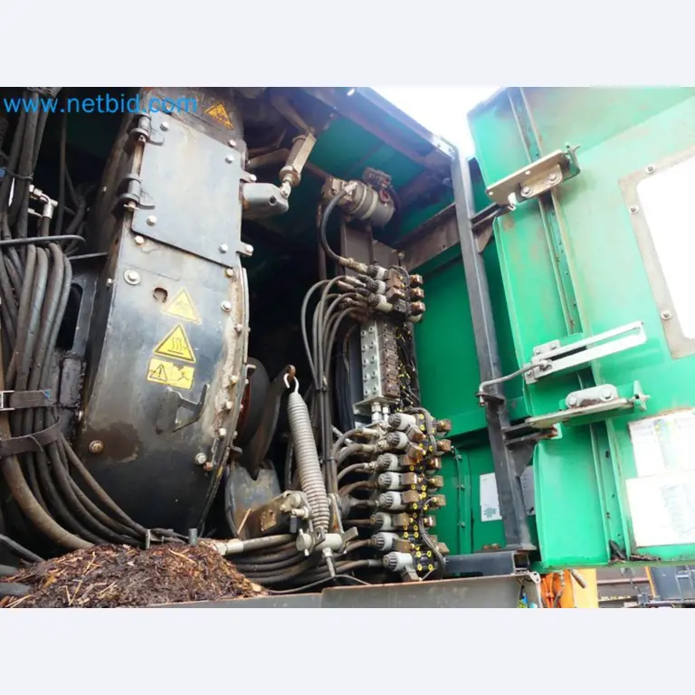 Fahrzeuge und Maschinen für die Bereiche Umwelttechnik, Recyclingwirtschaft, Holz, u.a.-48