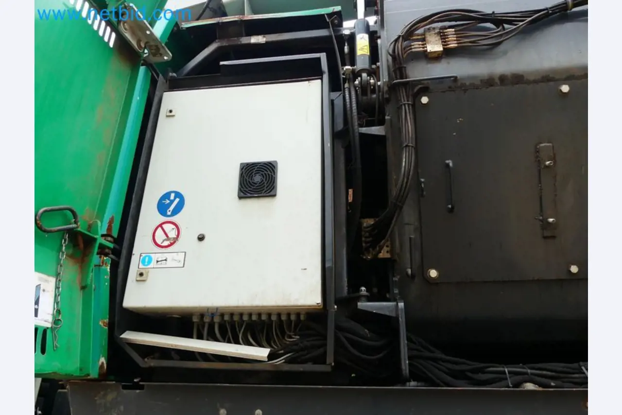 Fahrzeuge und Maschinen für die Bereiche Umwelttechnik, Recyclingwirtschaft, Holz, u.a.-50