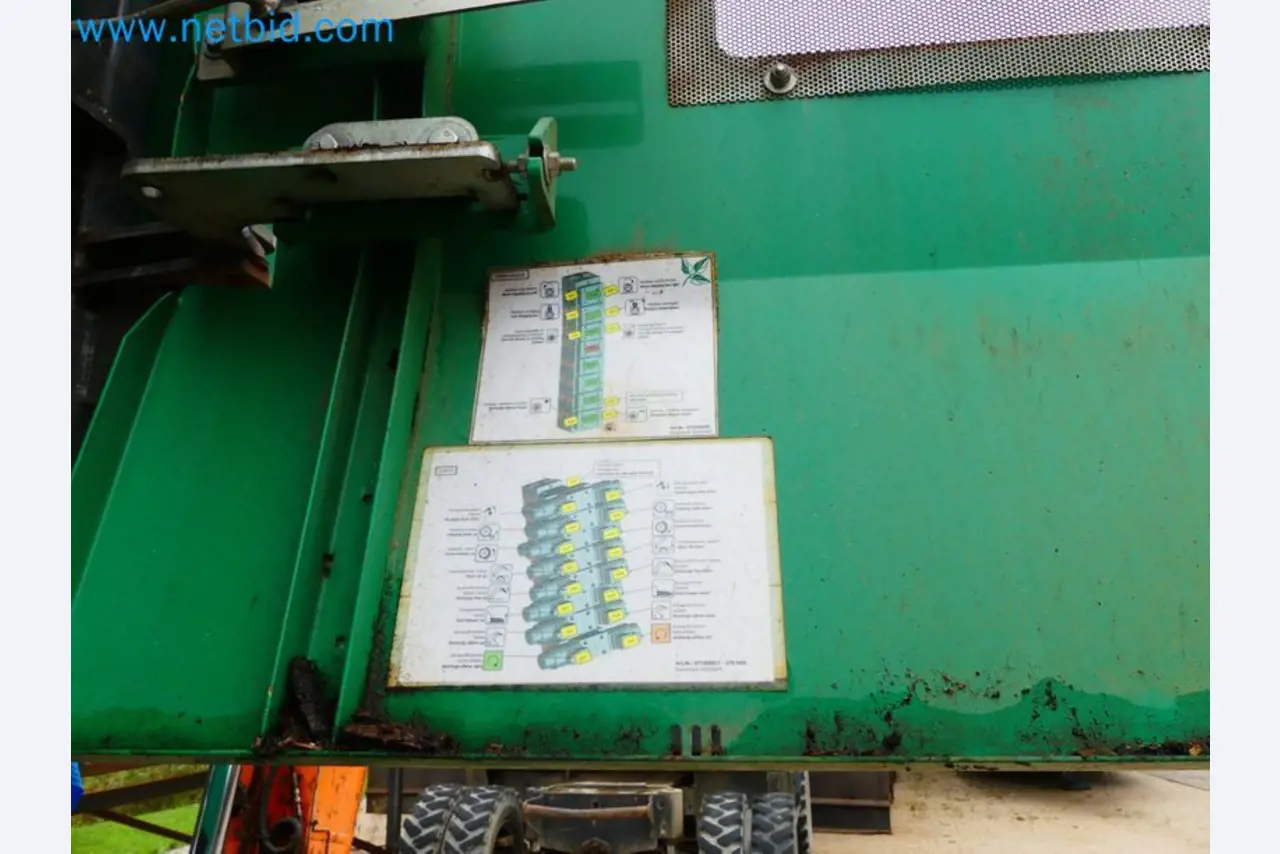 Fahrzeuge und Maschinen für die Bereiche Umwelttechnik, Recyclingwirtschaft, Holz, u.a.-51