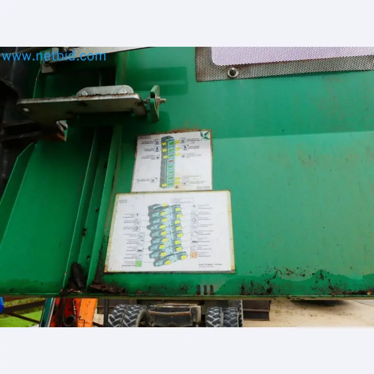 Fahrzeuge und Maschinen für die Bereiche Umwelttechnik, Recyclingwirtschaft, Holz, u.a.-51