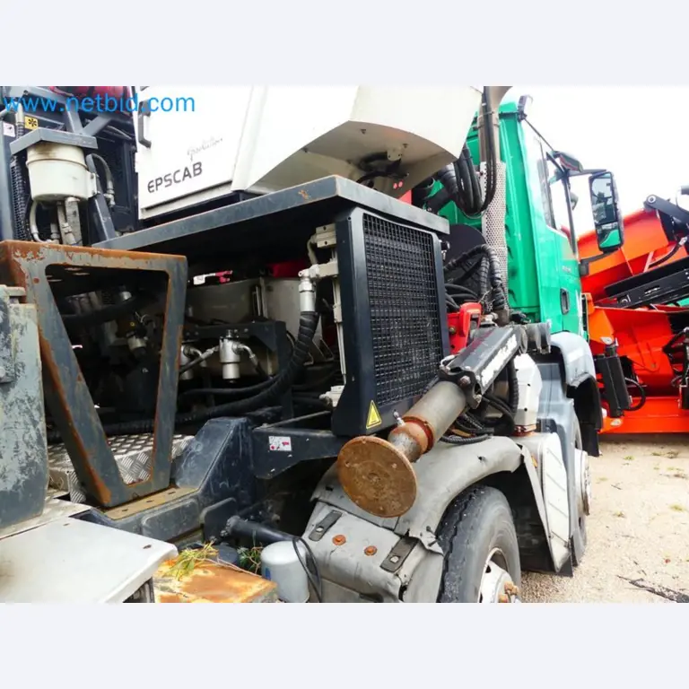 Fahrzeuge und Maschinen für die Bereiche Umwelttechnik, Recyclingwirtschaft, Holz, u.a.-59