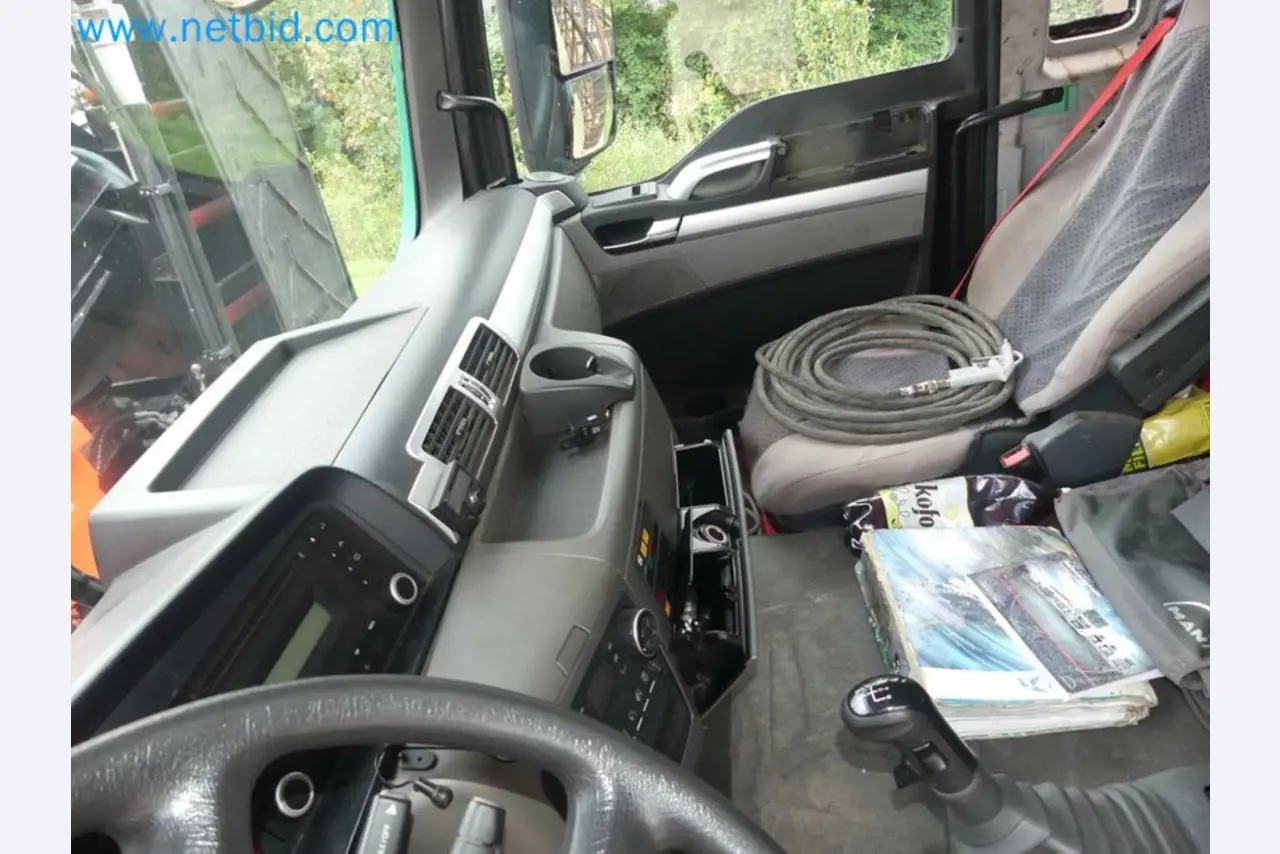 Fahrzeuge und Maschinen für die Bereiche Umwelttechnik, Recyclingwirtschaft, Holz, u.a.-86