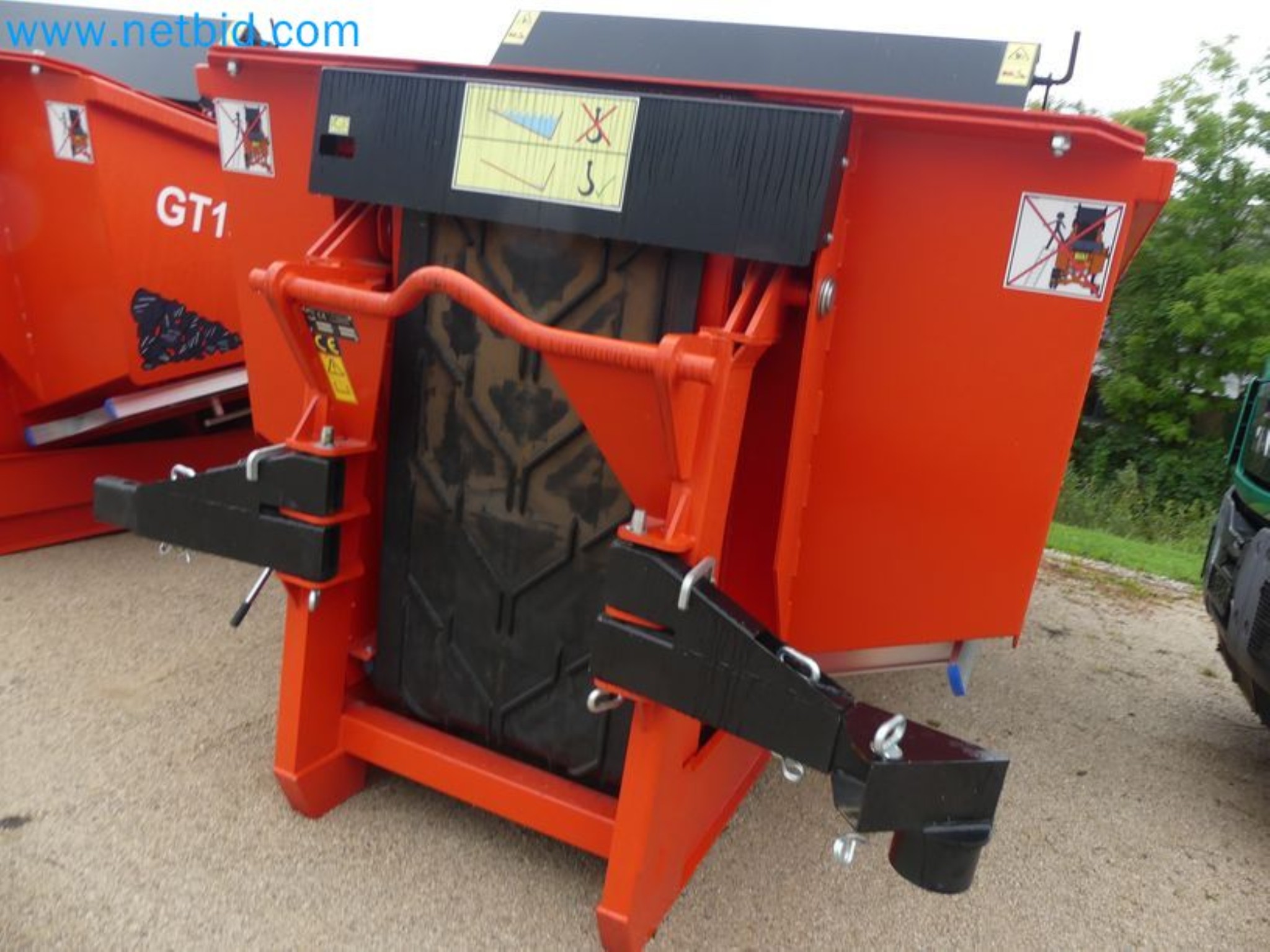 Chargeur télescopique compact MERLO TF35.7-115 et système de compostage/séparation Compostdetective CD 3012-10