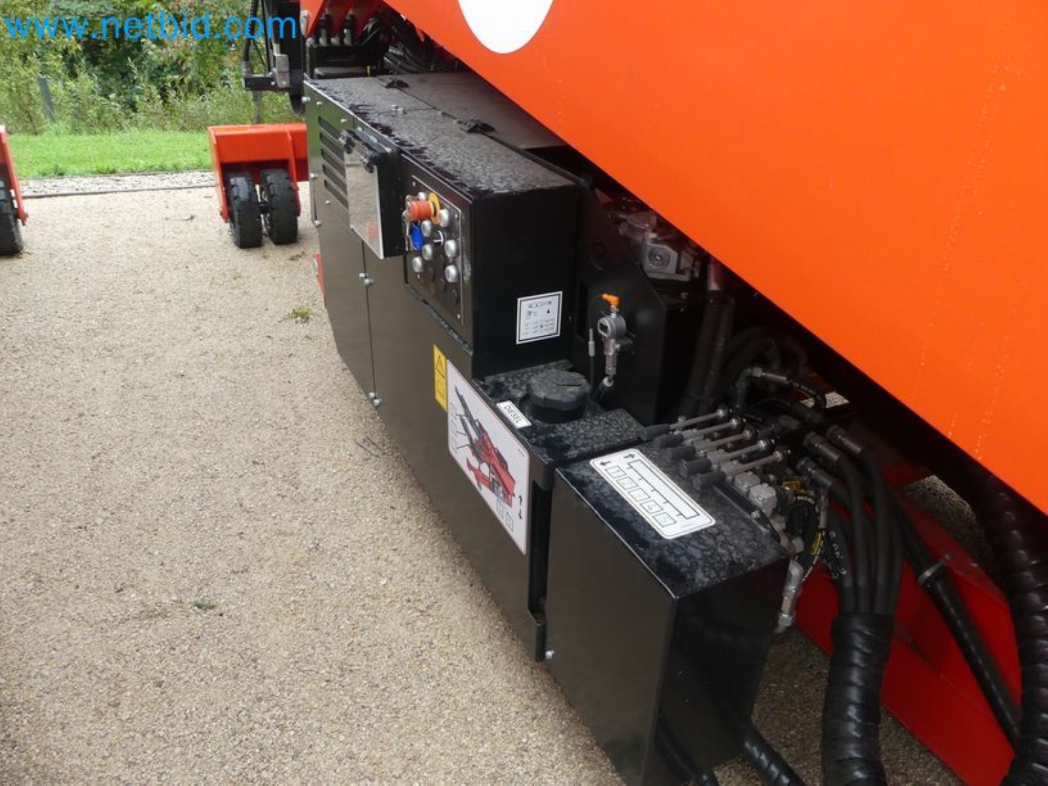 Chargeur télescopique compact MERLO TF35.7-115 et système de compostage/séparation Compostdetective CD 3012-14