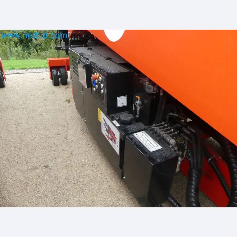 Fahrzeuge und Maschinen für die Bereiche Umwelttechnik, Recyclingwirtschaft, Holz, u.a.-14