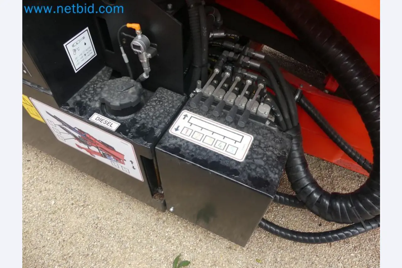 Fahrzeuge und Maschinen für die Bereiche Umwelttechnik, Recyclingwirtschaft, Holz, u.a.-15