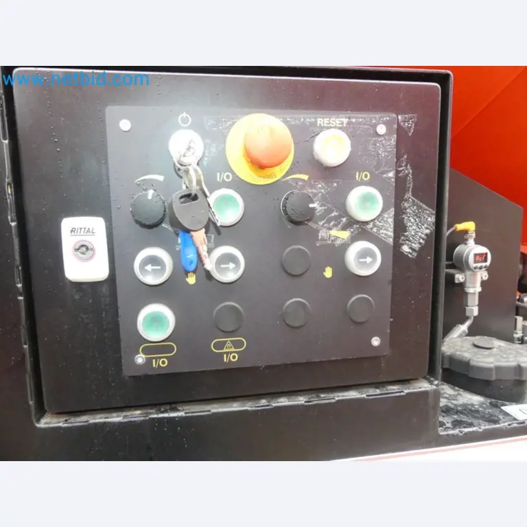 Fahrzeuge und Maschinen für die Bereiche Umwelttechnik, Recyclingwirtschaft, Holz, u.a.-16