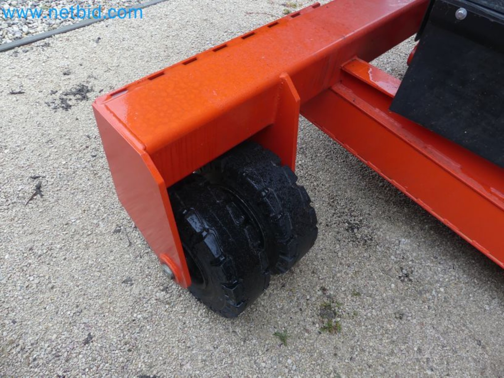 Chargeur télescopique compact MERLO TF35.7-115 et système de compostage/séparation Compostdetective CD 3012-25