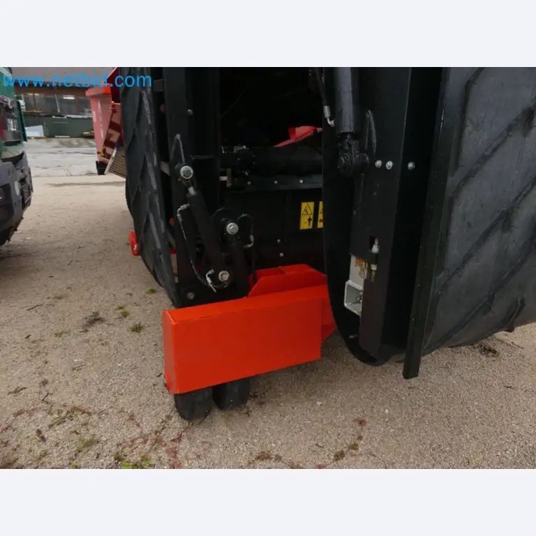 Fahrzeuge und Maschinen für die Bereiche Umwelttechnik, Recyclingwirtschaft, Holz, u.a.-27