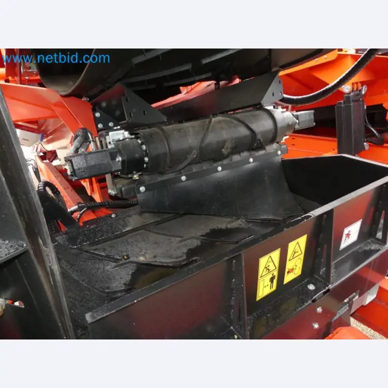 Fahrzeuge und Maschinen für die Bereiche Umwelttechnik, Recyclingwirtschaft, Holz, u.a.-28