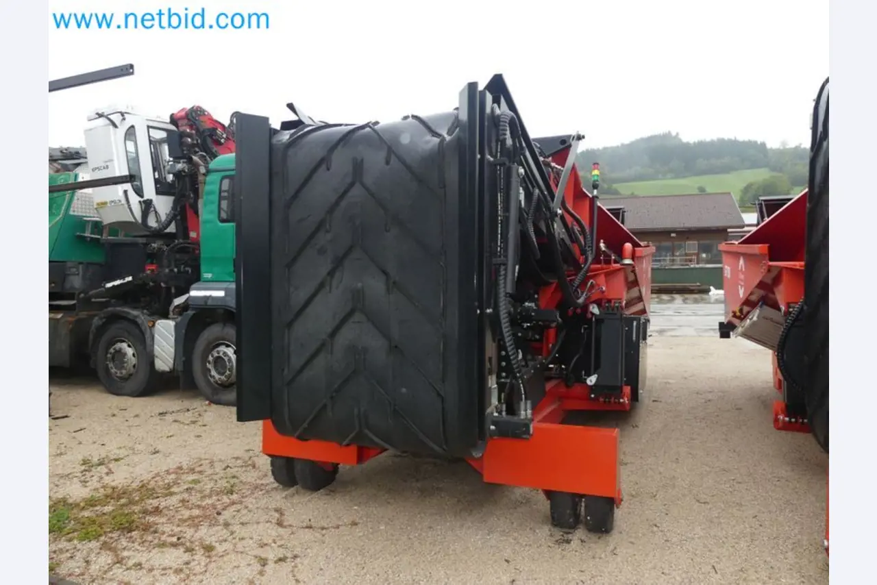 Fahrzeuge und Maschinen für die Bereiche Umwelttechnik, Recyclingwirtschaft, Holz, u.a.-2