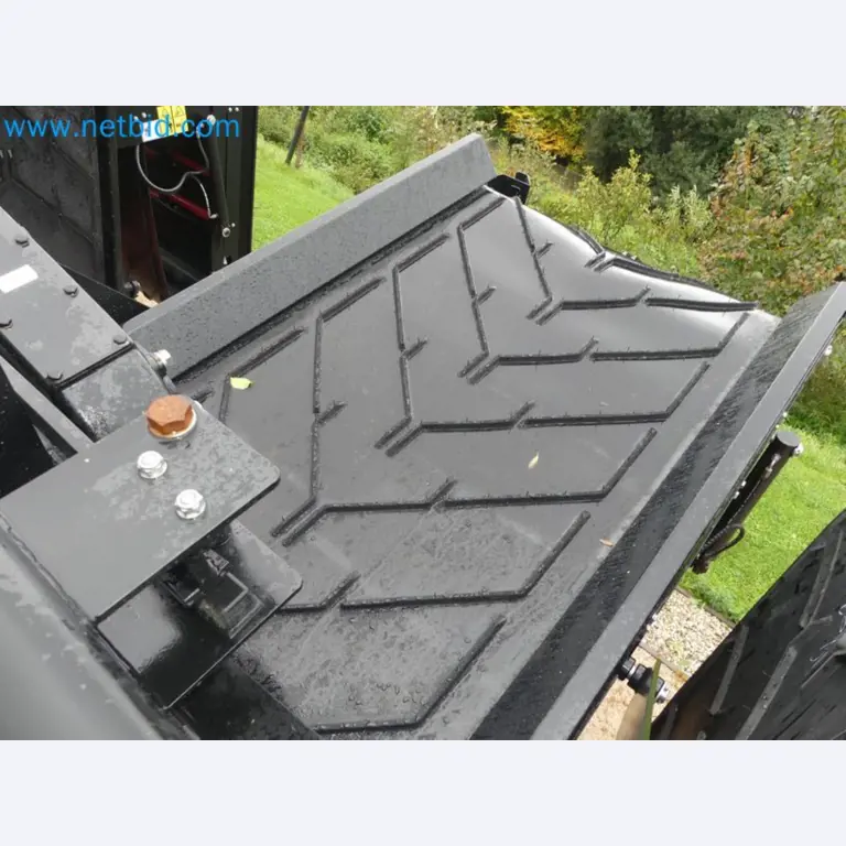 Fahrzeuge und Maschinen für die Bereiche Umwelttechnik, Recyclingwirtschaft, Holz, u.a.-32