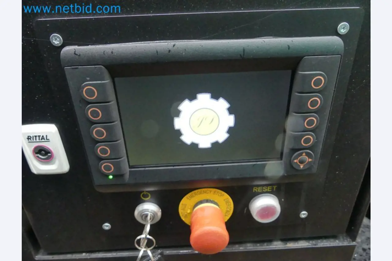 Fahrzeuge und Maschinen für die Bereiche Umwelttechnik, Recyclingwirtschaft, Holz, u.a.-13