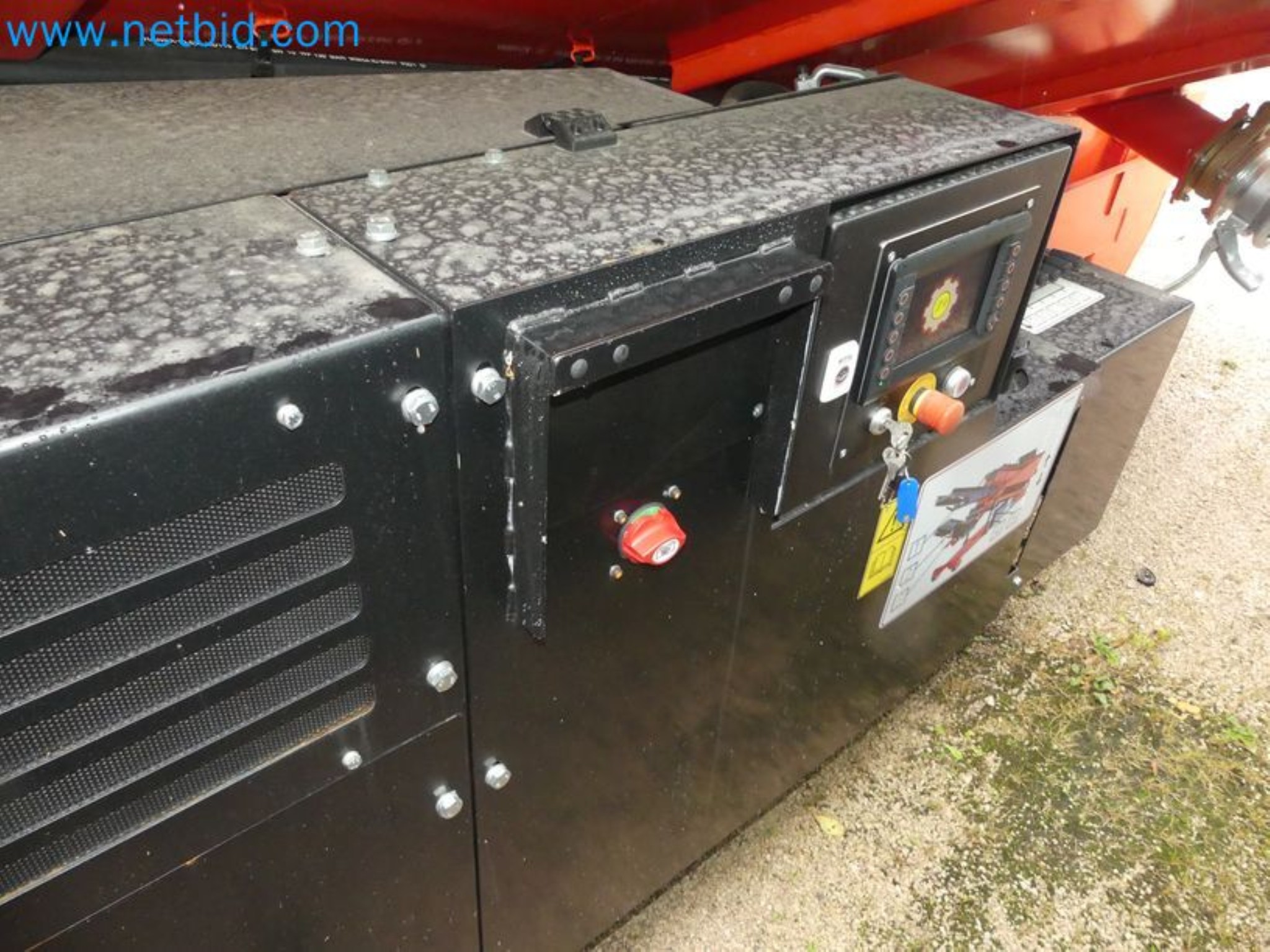 Manipulador telescópico compacto MERLO TF35.7-115 e sistema de compostagem/separação Compostdetective CD 3012-15