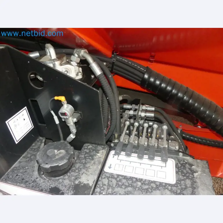 Fahrzeuge und Maschinen für die Bereiche Umwelttechnik, Recyclingwirtschaft, Holz, u.a.-16