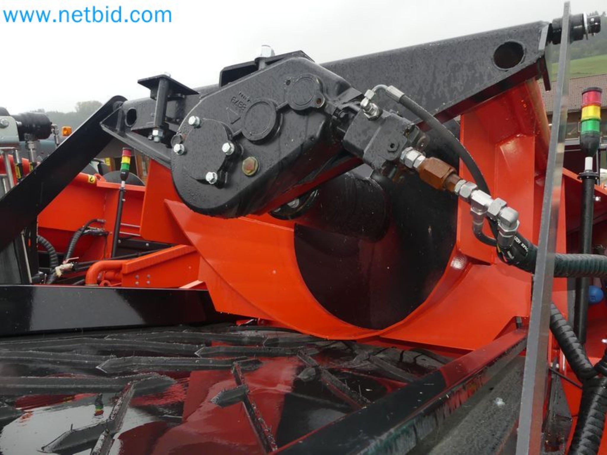 Manipulador telescópico compacto MERLO TF35.7-115 e sistema de compostagem/separação Compostdetective CD 3012-25